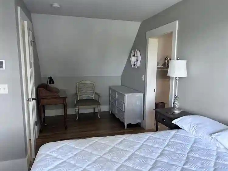 One bedroom apartment