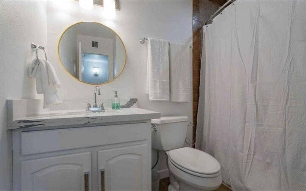 Single Room in Scottsdale