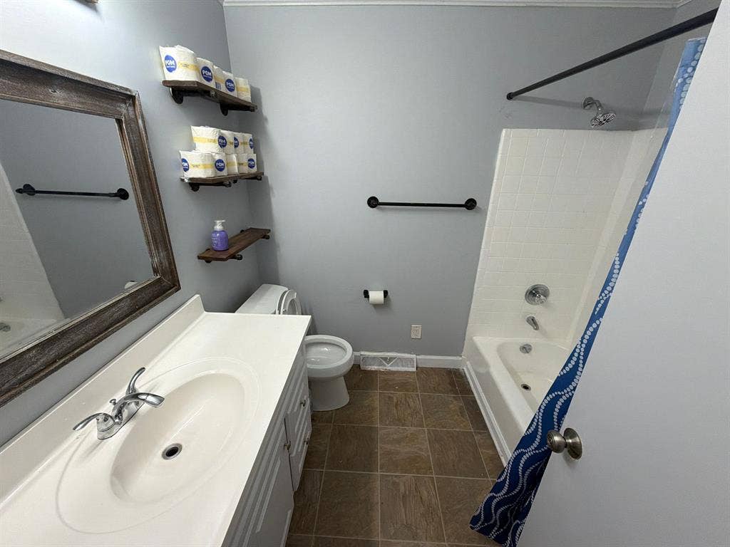 3 BR in High Point