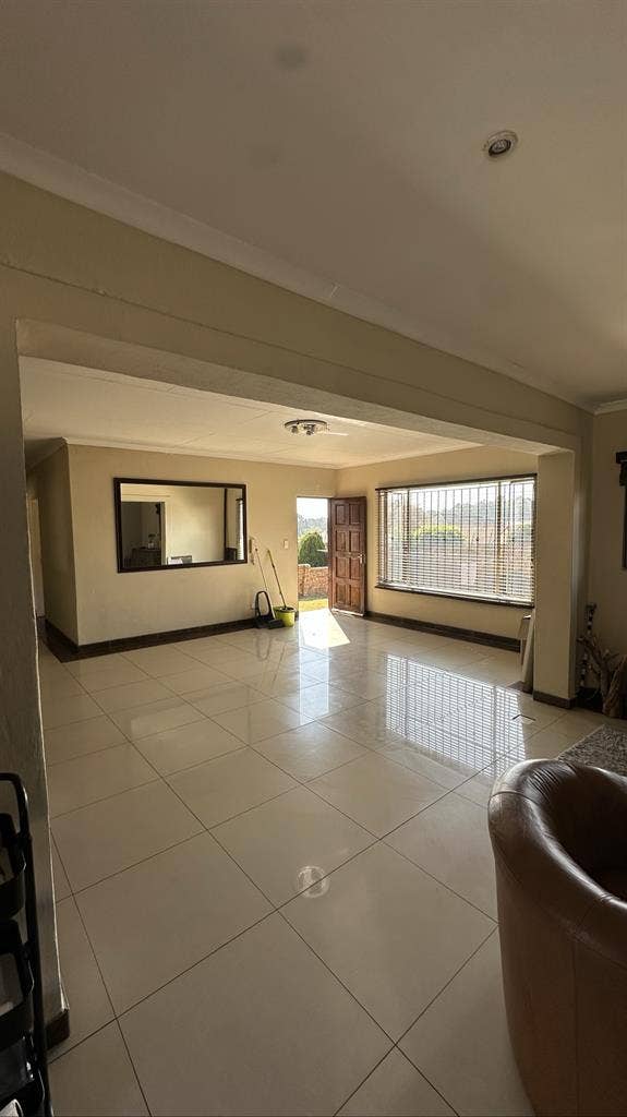 Peaceful Room in Johannesburg South