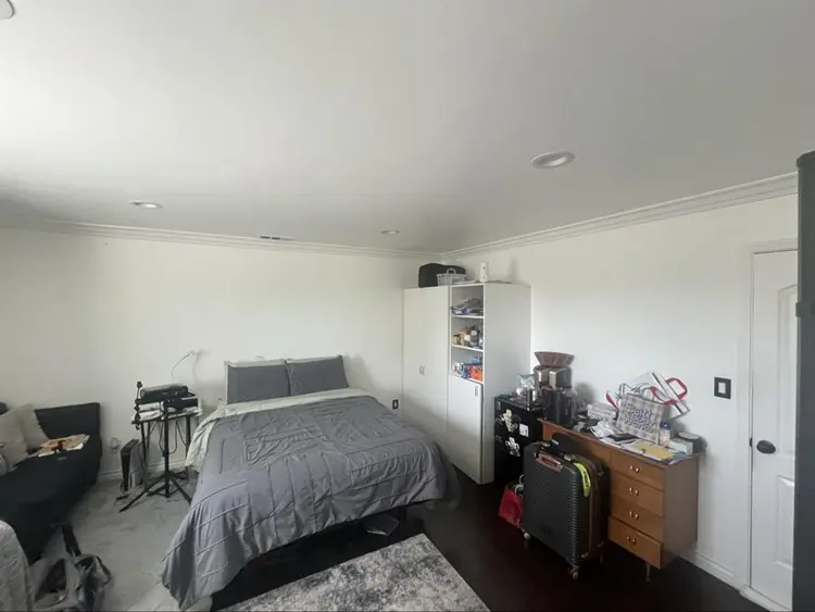 Master Bedroom For Rent 10/1/26