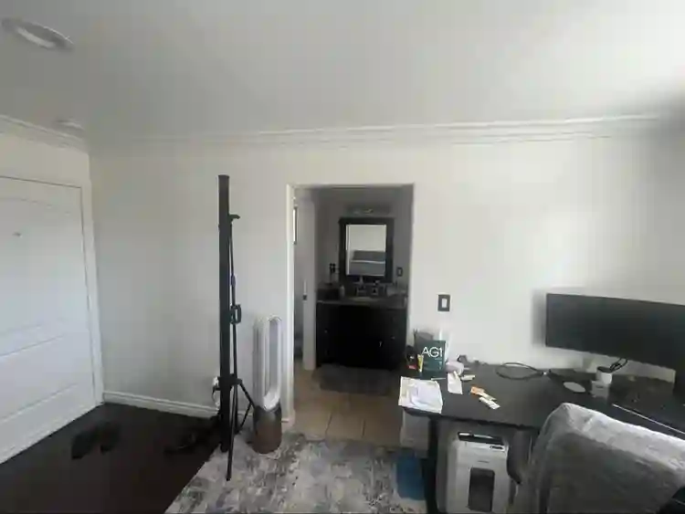 Master Bedroom For Rent 10/1/26