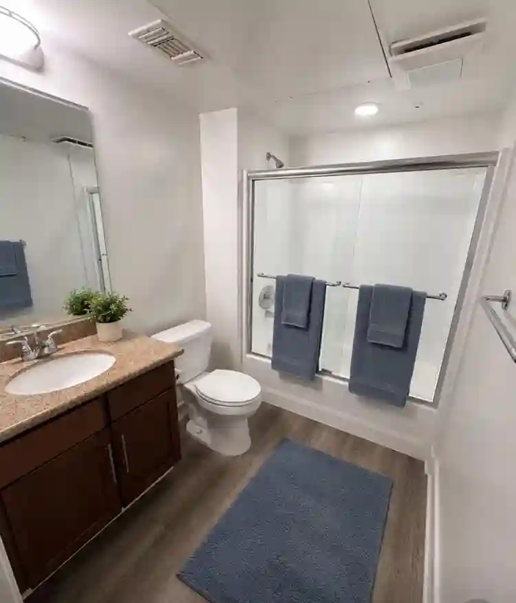 Modern Luxury Room & Private Bath