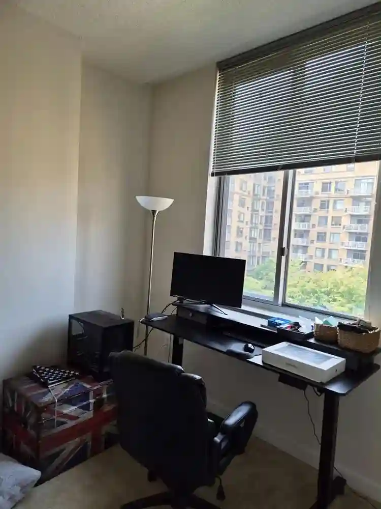 Large Room w/ private bathroom DC