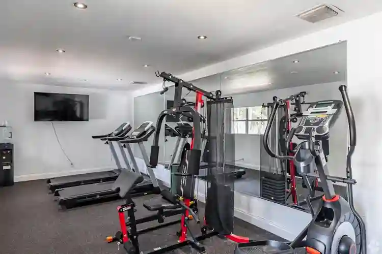 2 BR TownHouse | Room Available