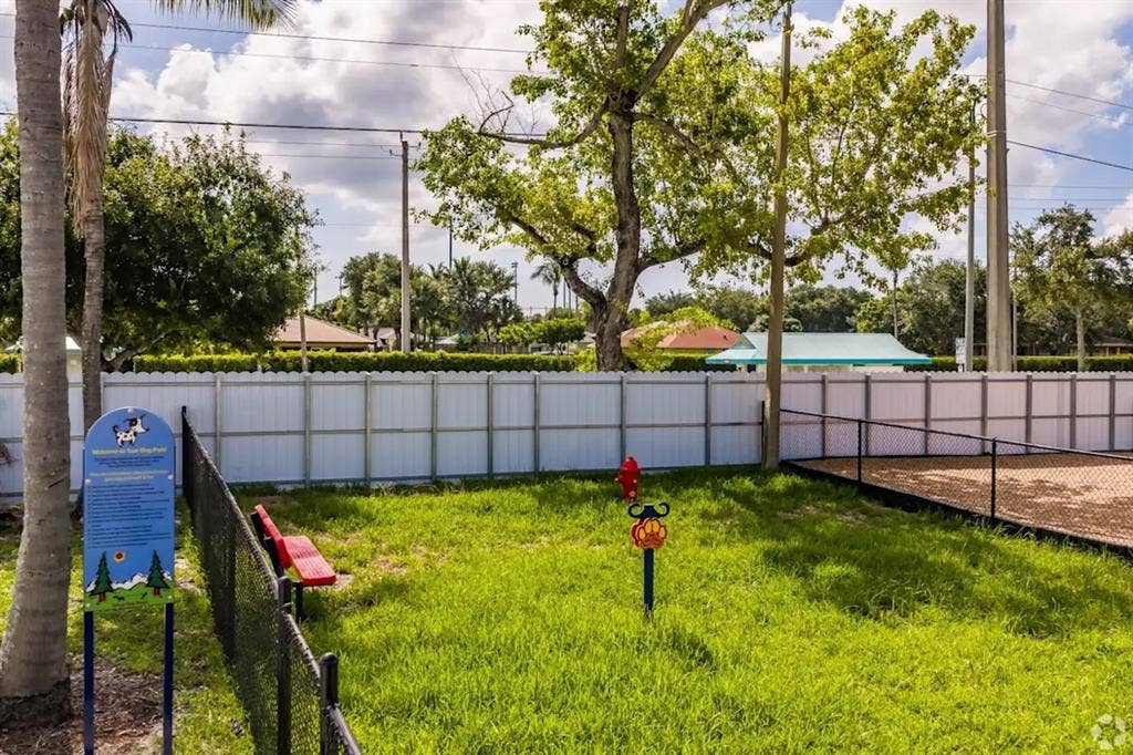 2 BR TownHouse | Room Available