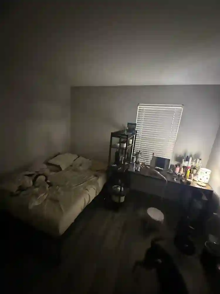 Renting a room, need roommate ASAP