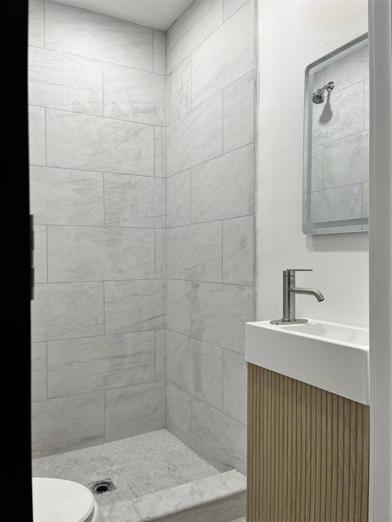 Roommates Dream Modern Affordable