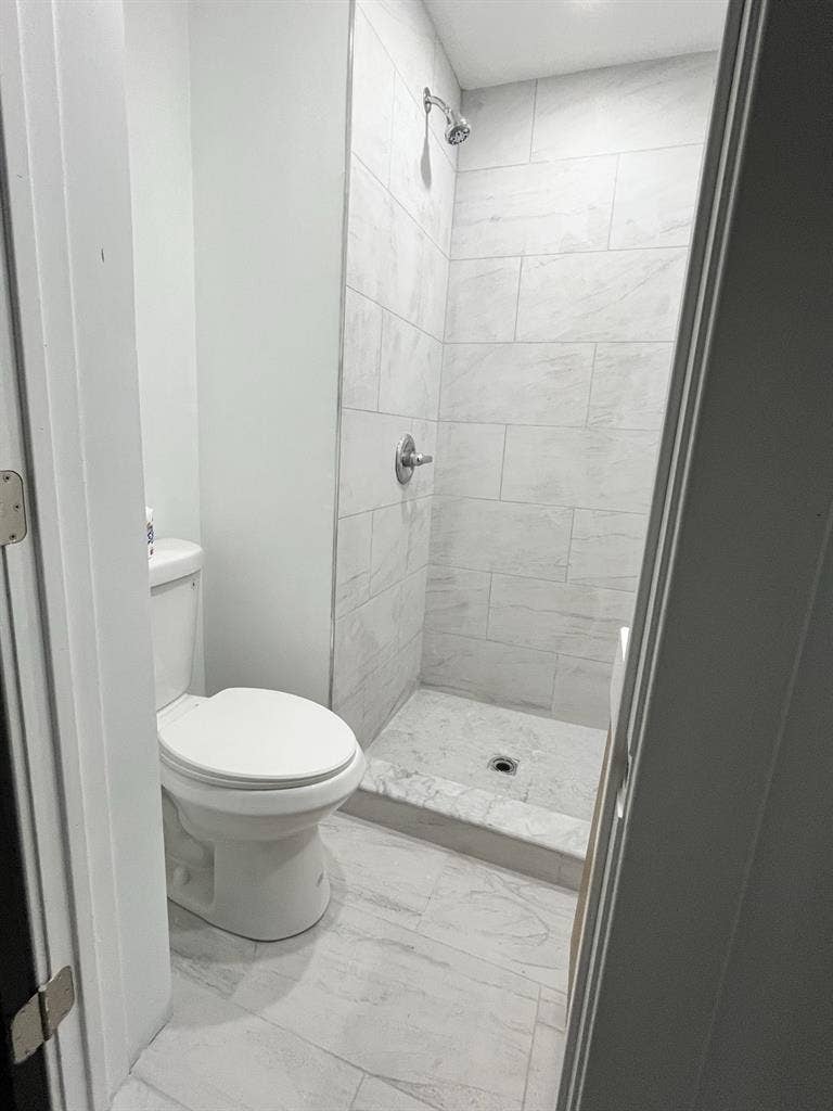 Roommates Dream Modern Affordable