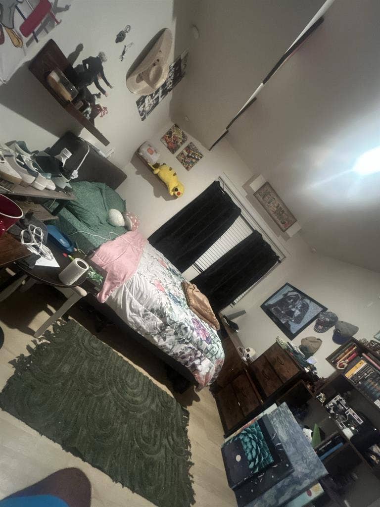 Need a roommate asap