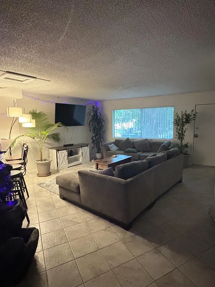 Full furnished utilities included!