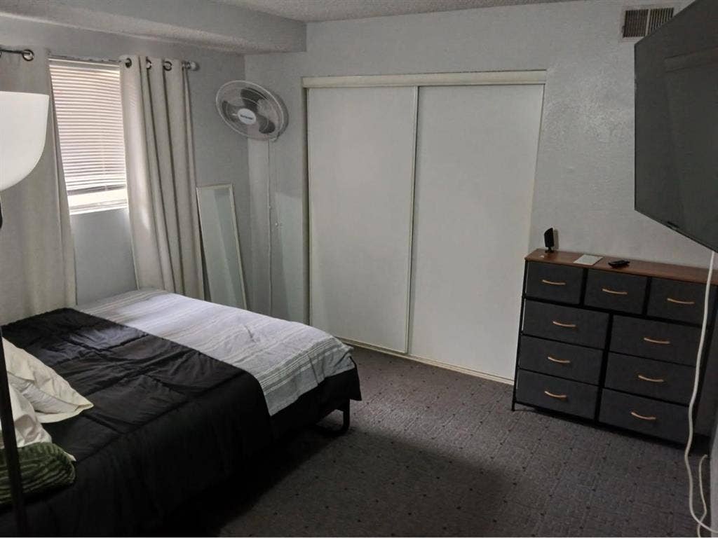 Full furnished utilities included!