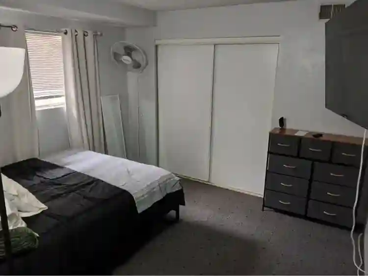 Full furnished utilities included!