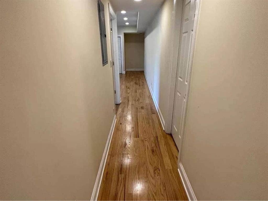 Spacious room for rent