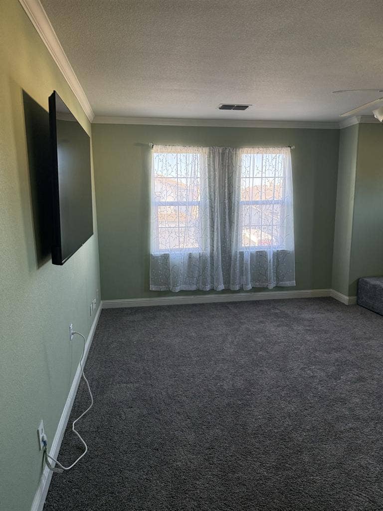 Upstairs living area for rent