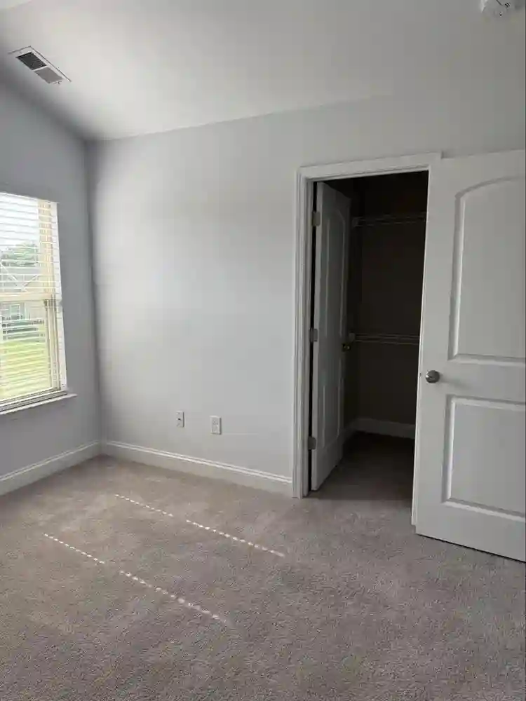 TWO ROOMS AVAILABLE