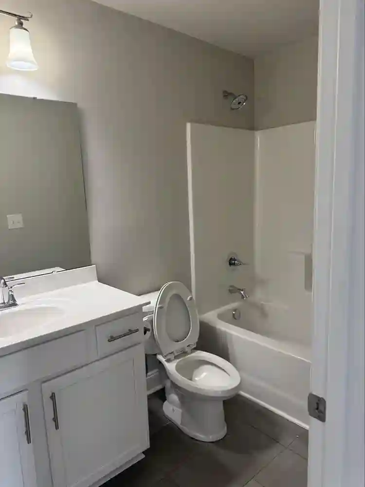 TWO ROOMS AVAILABLE