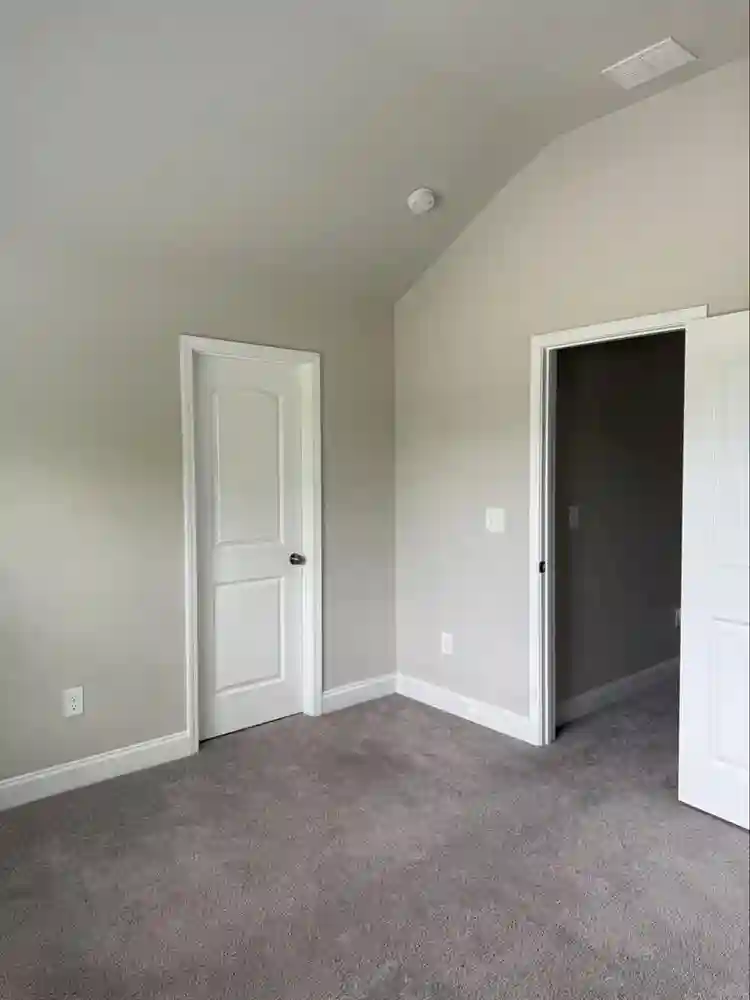 TWO ROOMS AVAILABLE