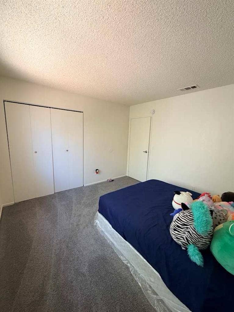 1 room available