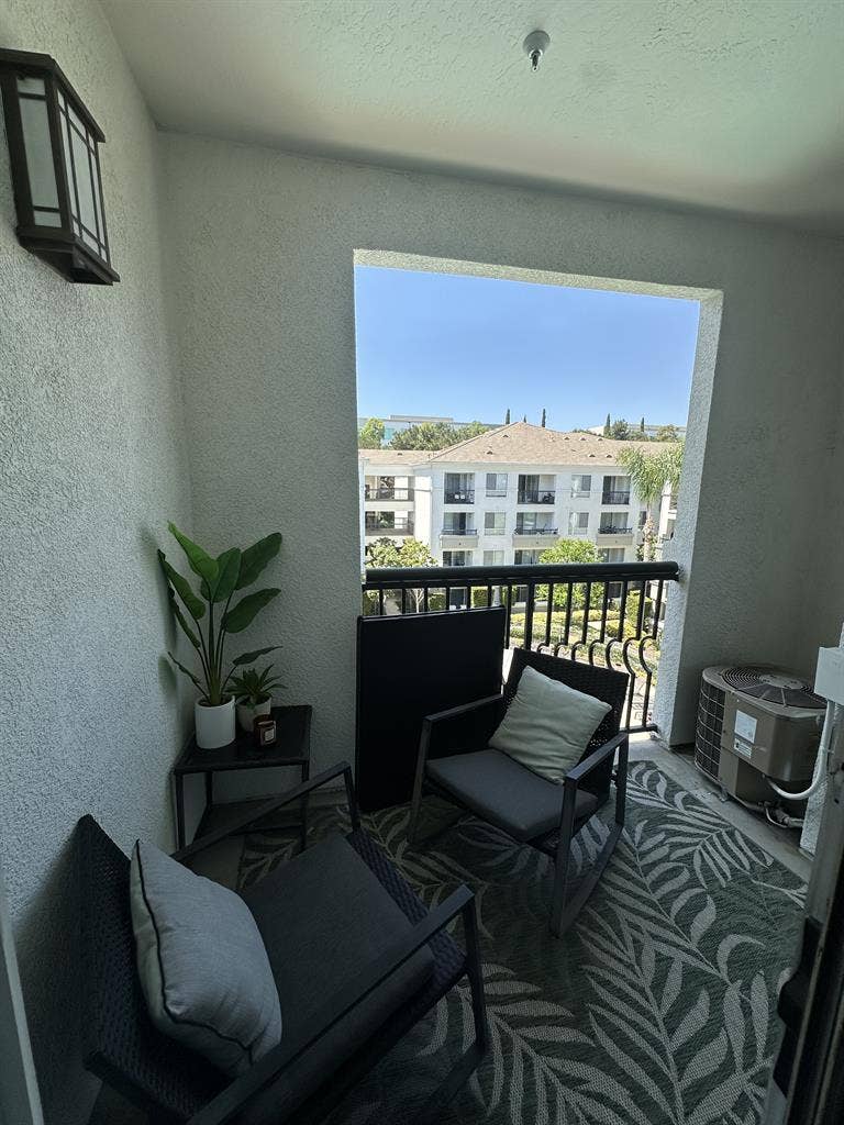 Aliso Viejo Room w/ private bath