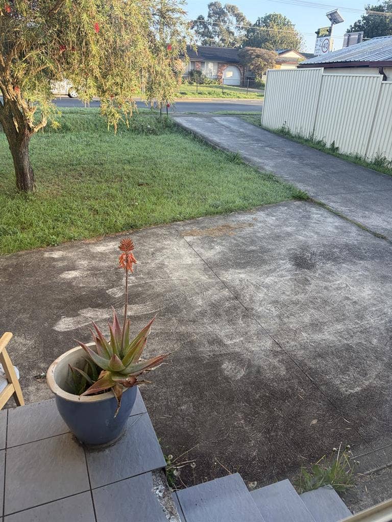 1 Room available to rent marayong.
