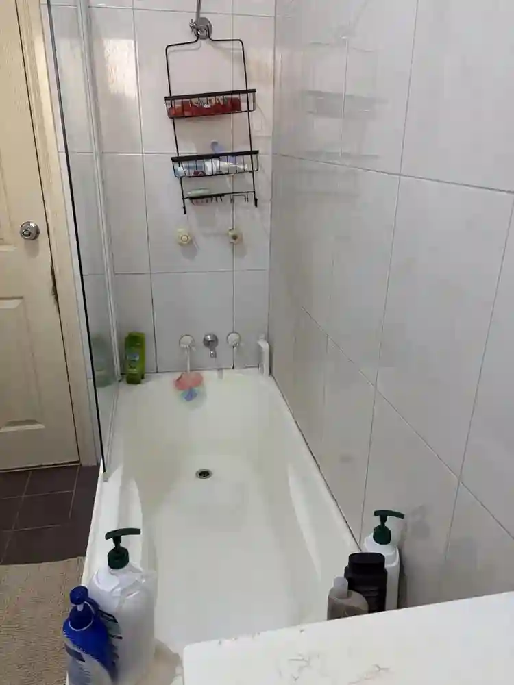 1 Room available to rent marayong.