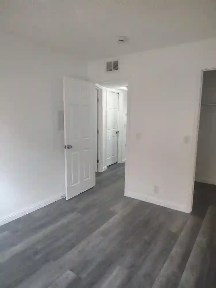 Room for rent in Pomona