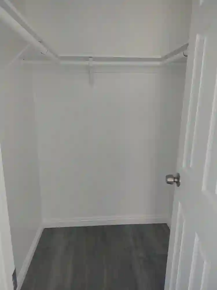 Room for rent in Pomona
