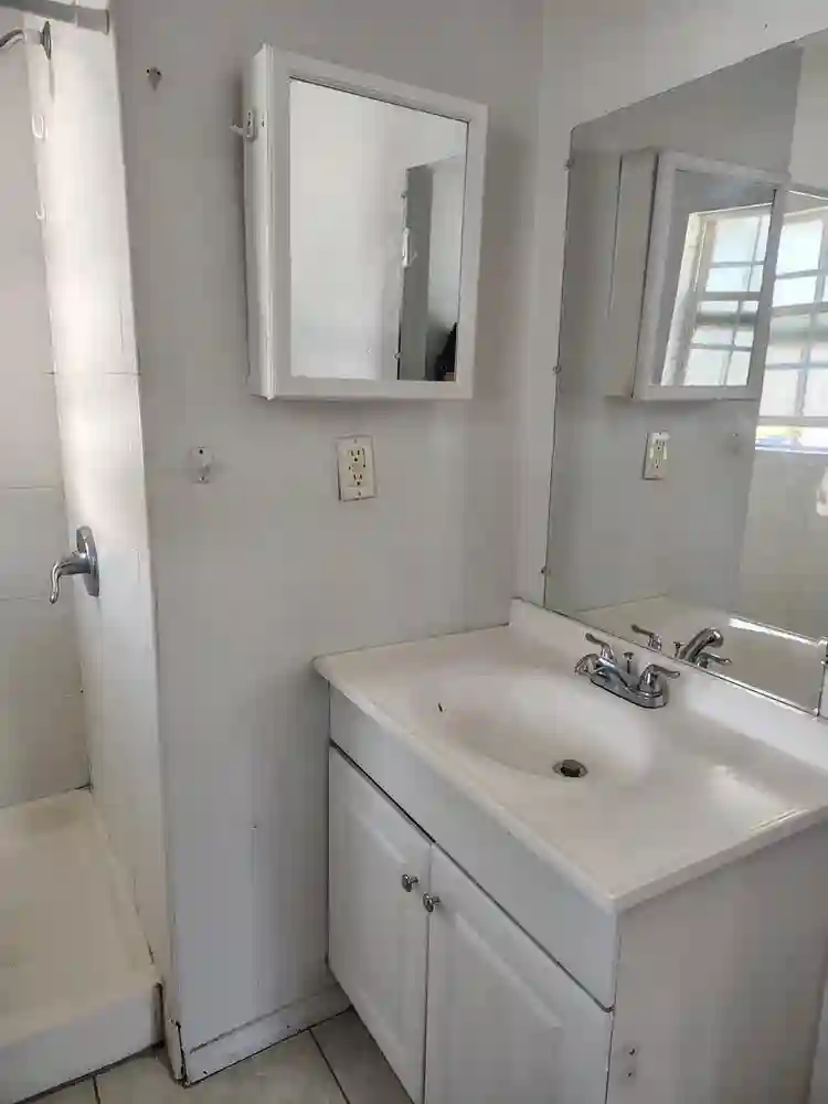 Room for Rent W/Private Bathroom
