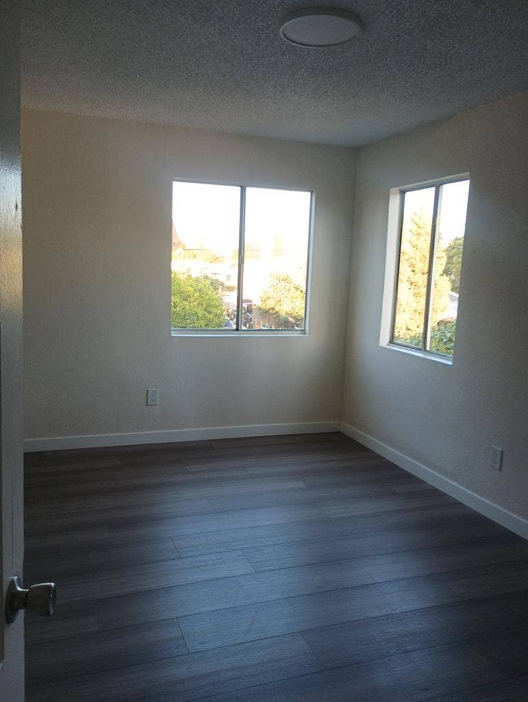 Two Bedrooms Apartment for Rent