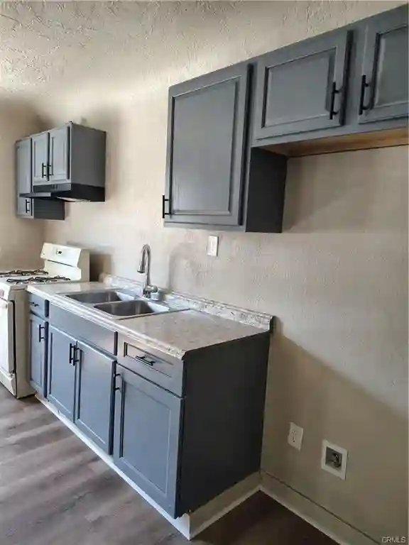 Apartment for Rent in SB
