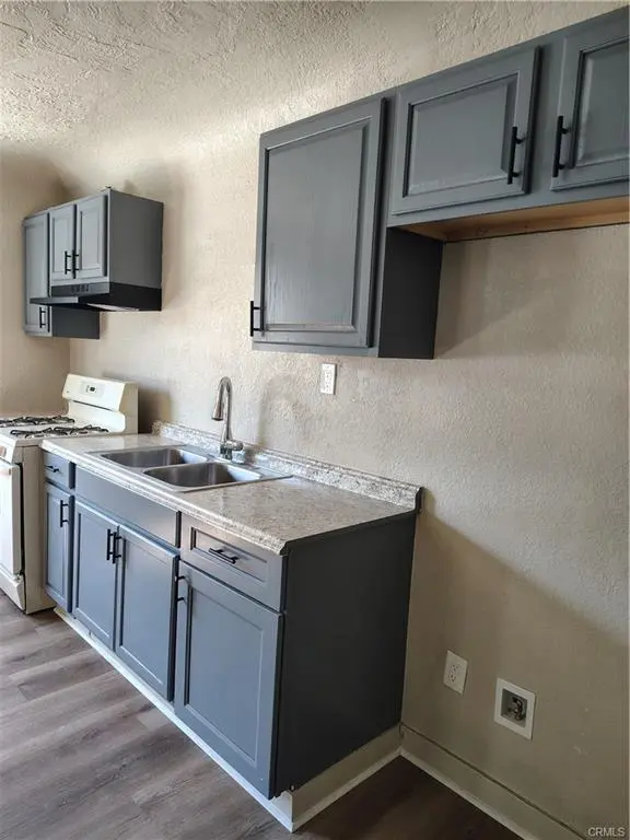Apartment for Rent in SB