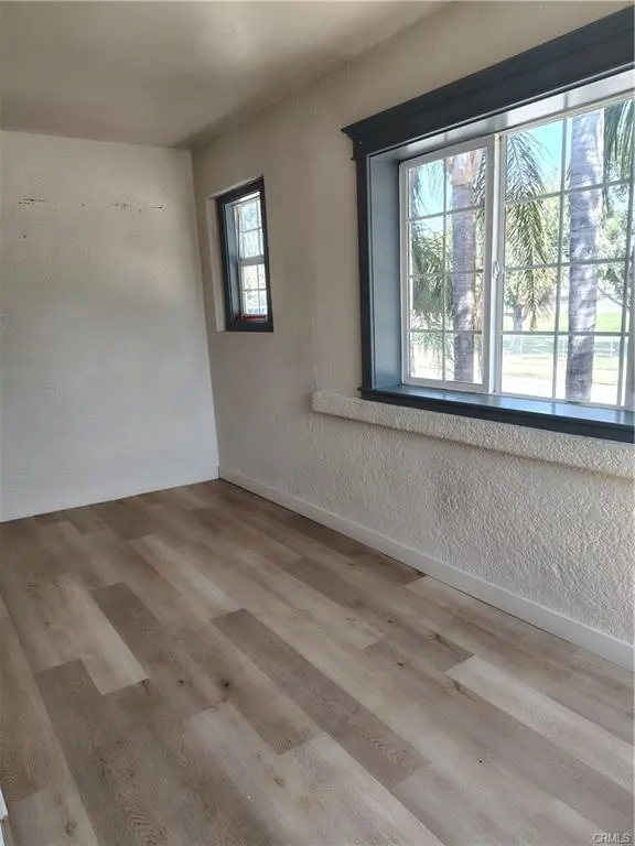 Apartment for Rent in SB
