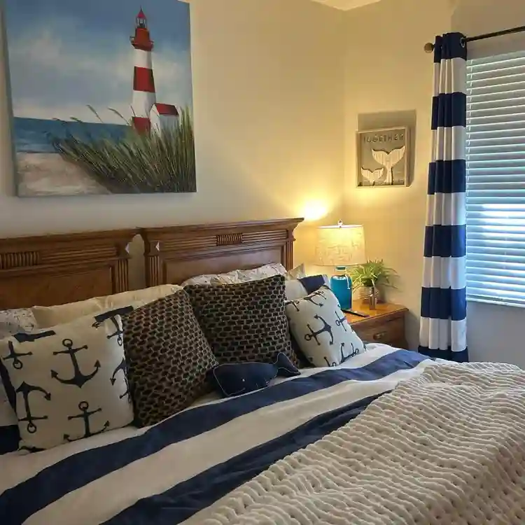 Roommate wanted move in ready