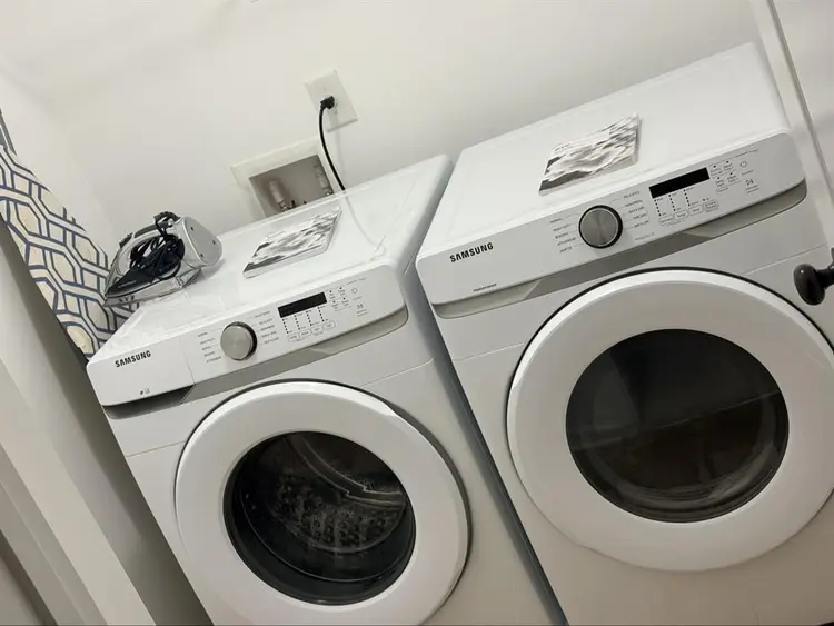 Clean, comfortable housing!