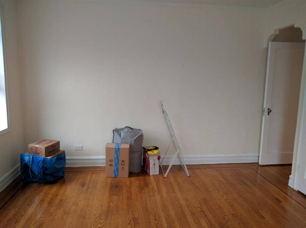 Huge room in Brooklyn avail 10/1