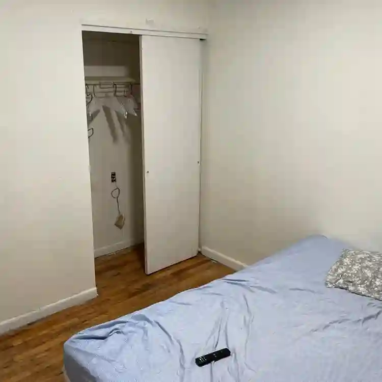 Room for rent in bx