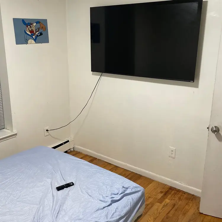 Room for rent in bx