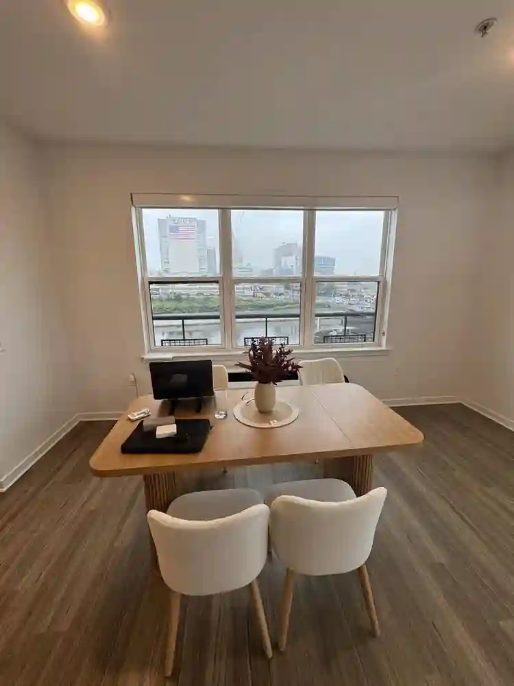 Sub lease/ Full Lease Takeover