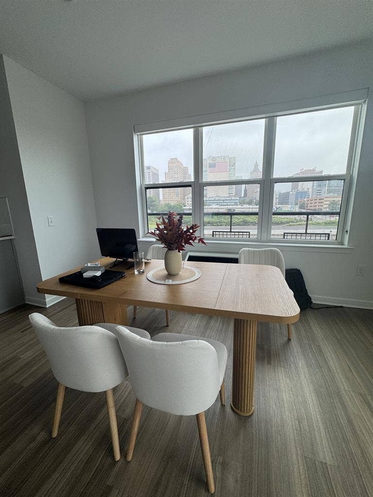 Sub lease/ Full Lease Takeover