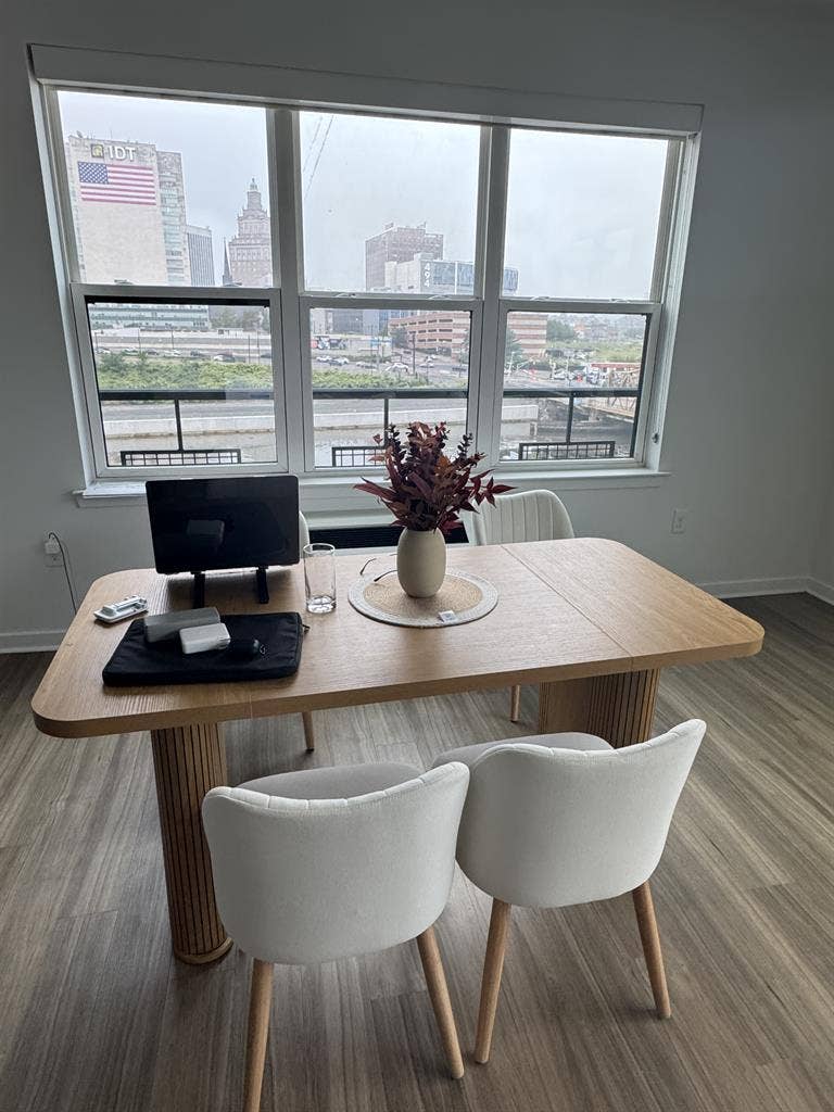 Sub lease/ Full Lease Takeover