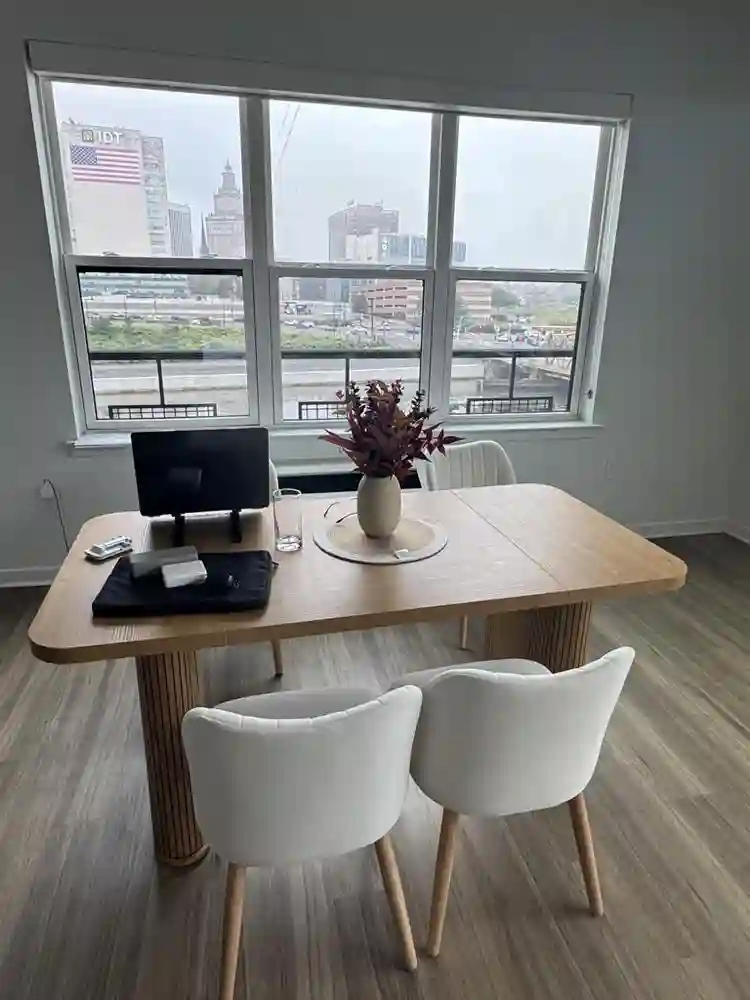 Sub lease/ Full Lease Takeover