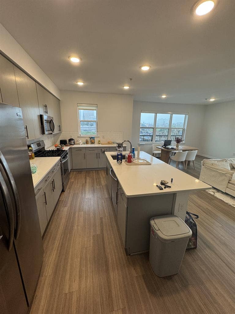 Sub lease/ Full Lease Takeover