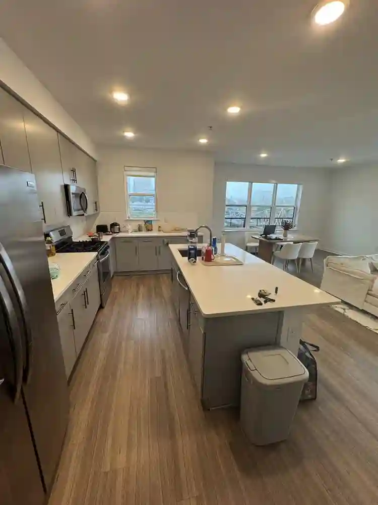 Sub lease/ Full Lease Takeover