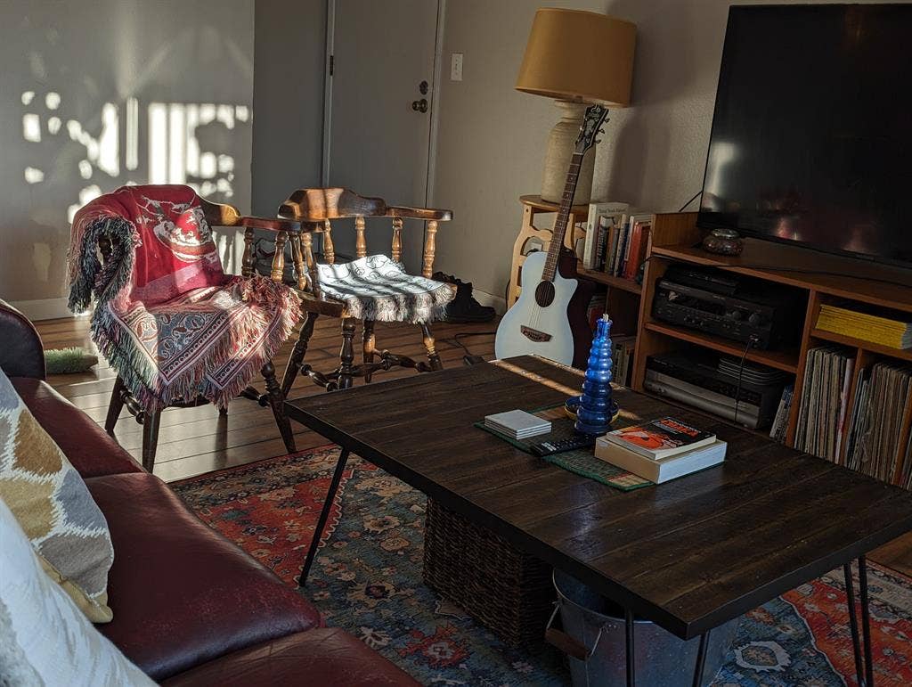 Room in Newtown Booth