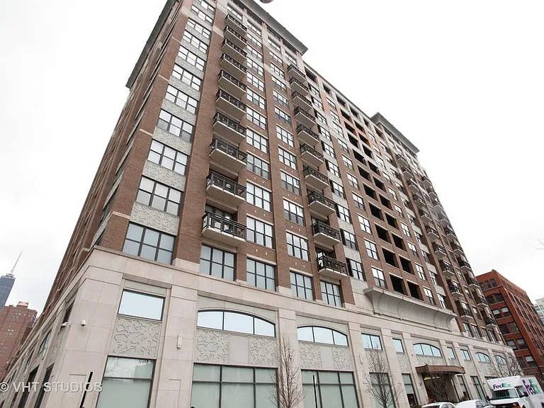 Massive 2/2 sublease early/mid Oct