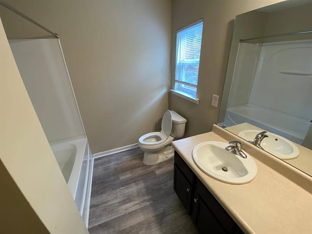 4 BR in Raleigh