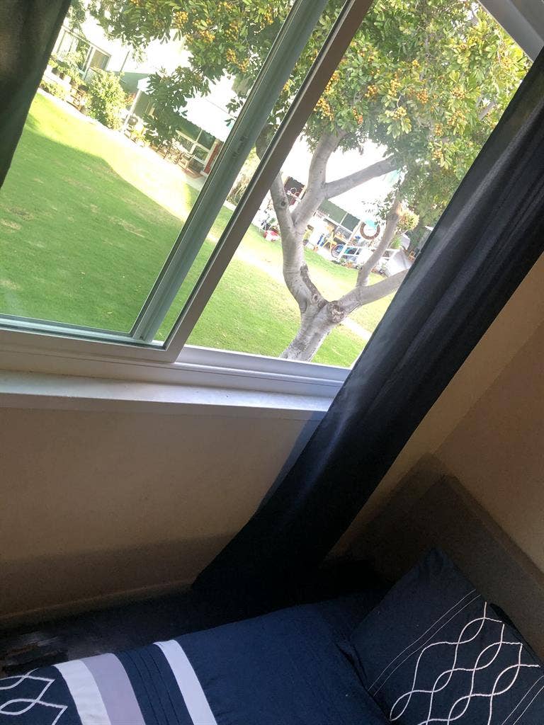 Peaceful Miracle Mile Townhouse
