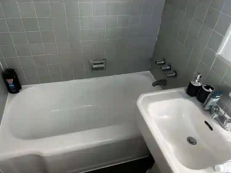 Peaceful Miracle Mile Townhouse