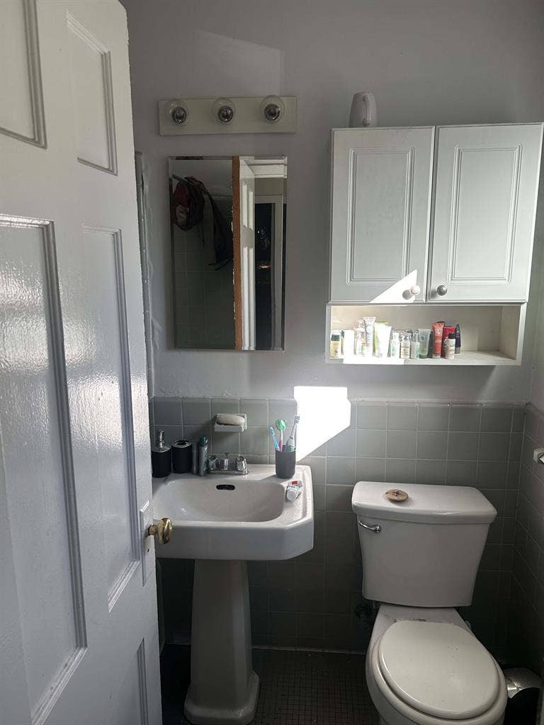 Peaceful Miracle Mile Townhouse